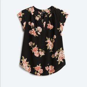 41 Hawthorn Morey Split Neck Short Sleeve Blouse! Size Large!